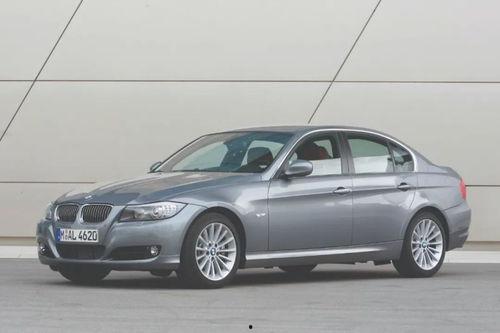 撞车吃瓜需谨慎,吃瓜需谨慎，揭秘网络谣言的陷阱